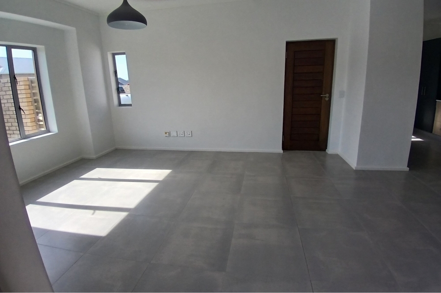 3 Bedroom Property for Sale in Mooikloof Country Estate Western Cape